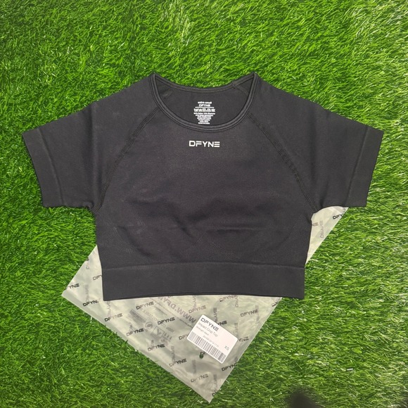 Dfyne Tops - Dfyne impact crop top black extra small